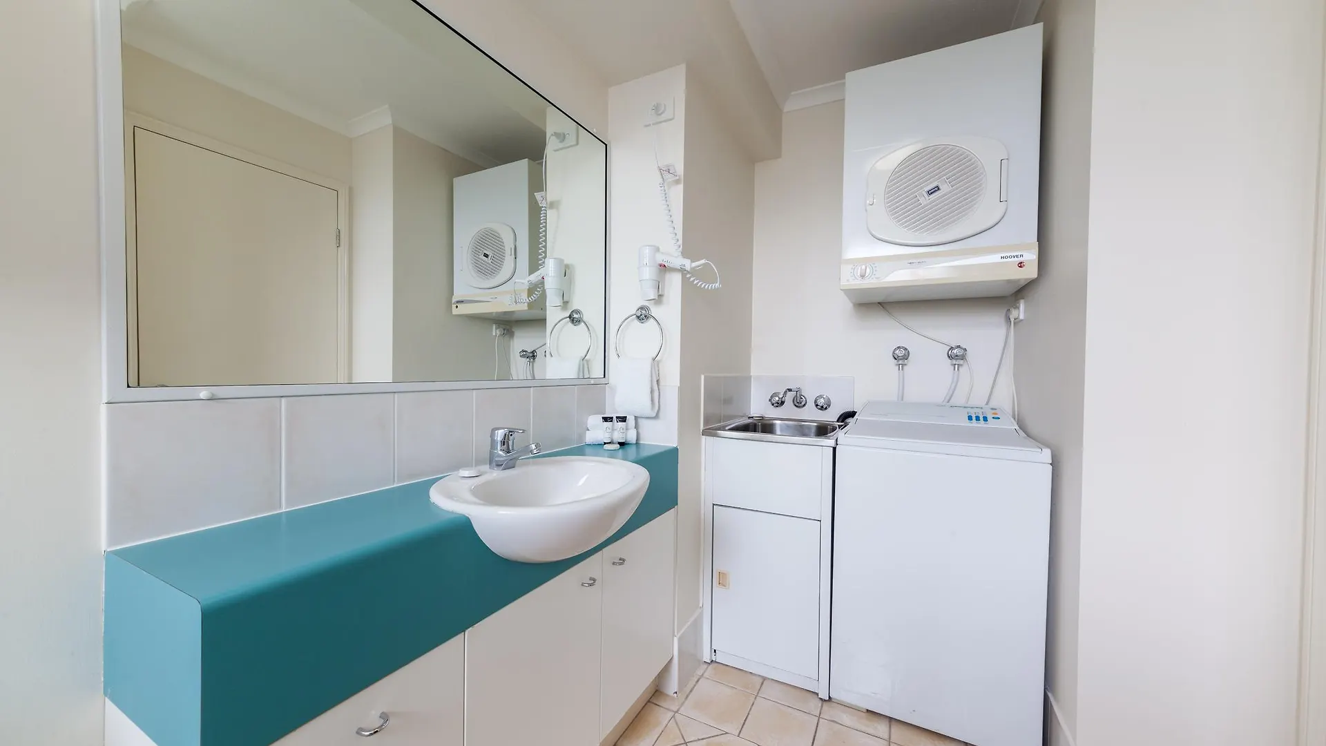 **** Aparthotel West End Central Apartments Brisbane Australia