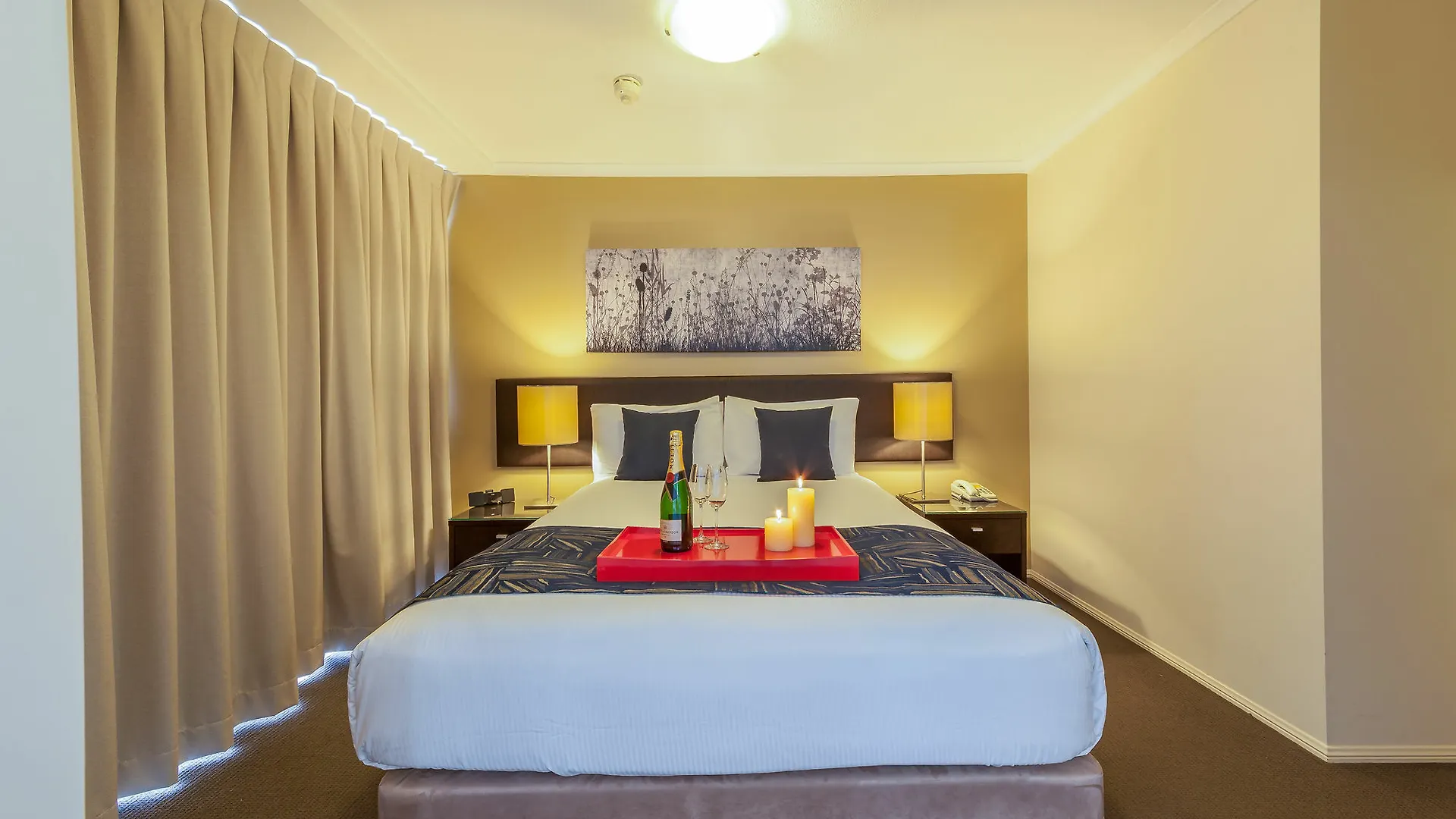 **** Aparthotel West End Central Apartments Brisbane Australia
